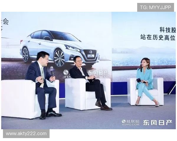 凤凰直播问：直击热点，对话时代前沿人物